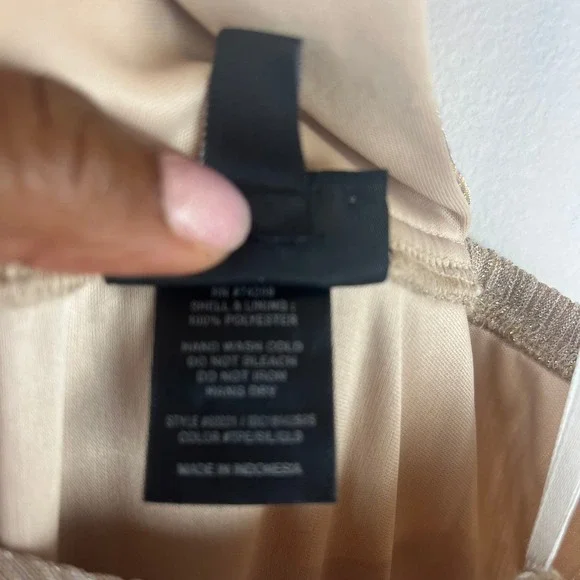 EN FOCUS STUDIO GOLD METALLIC SLEEVELESS MAXI DRESS 14 - Picture 6 of 7